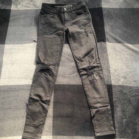 American Eagle minimal ripped black skinny jeans - Picture 2 of 4